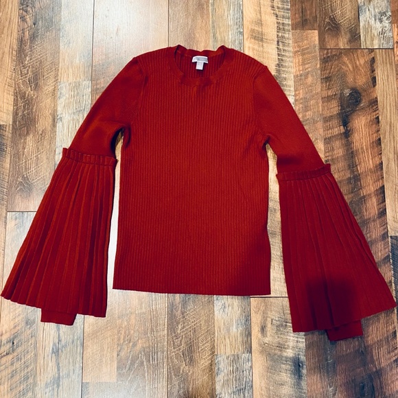 CHELSEA 28 Ribbed Bell Sleeve Sweater - Picture 5 of 9